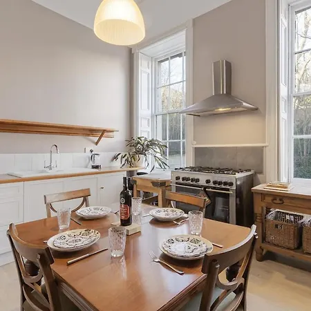 Ultra Luxury 2 Bedroom By Altoluxoexperience Short Lets & Serviced With Free Wifi & Parking Holiday home