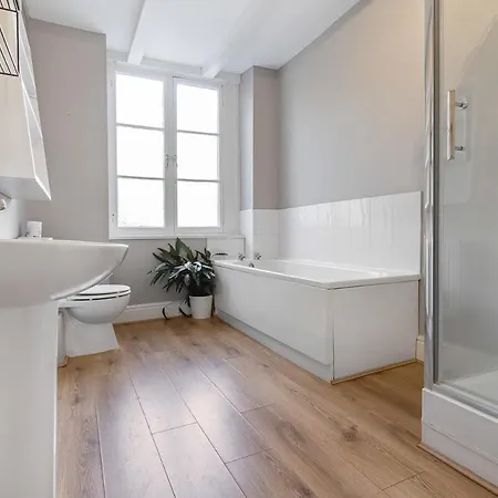 Ultra Luxury 2 Bedroom By Altoluxoexperience Short Lets & Serviced With Free Wifi & Parking